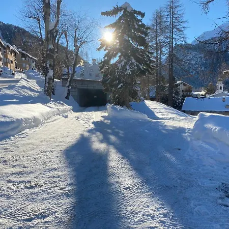 Chesa Soliva / Ov Inklusive Apartman
